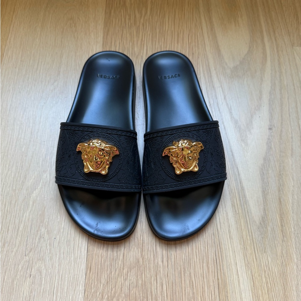 Men’s Versace slides
